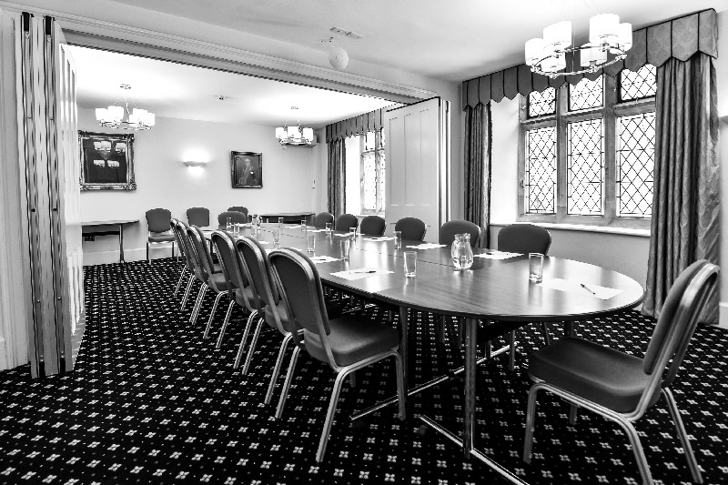 Otho Peter Suite Black and White